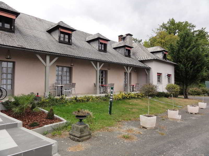 Hotel Restaurant Les Coquelicots, The Originals Relais Saint-Pardoux-l'Ortigier Esterno foto